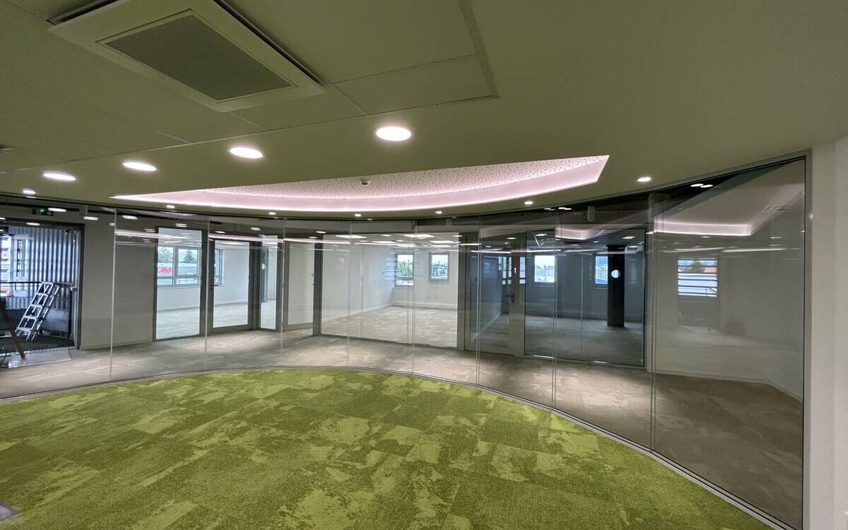 Commerces et services